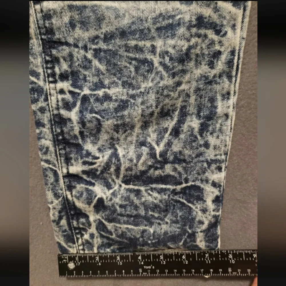 Arketype Size 40x32 Blue Acid Wash